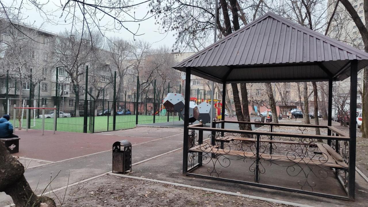 דירות אלמטי Золотой Квадрат 60 Кв2 מראה חיצוני תמונה